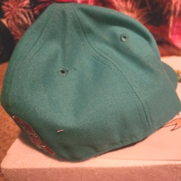 🏈 Breast Cancer Awareness Miami Dolphins Retro New Era, 7 3/8", Sea green 🏈 - Picture 2 of 5